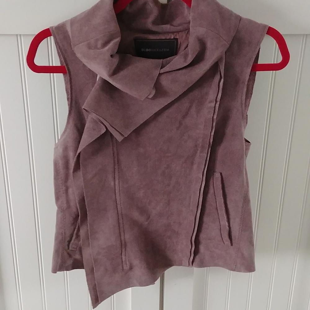 BCBGMAXAZRIA suede like vest